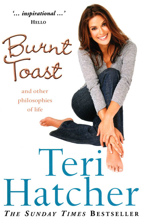 Книга Burnt Toast из серии , созданная Teri Hatcher, может относится к жанру Биографии и Мемуары. Стоимость электронной книги Burnt Toast с идентификатором 39774573 составляет 569.58 руб.